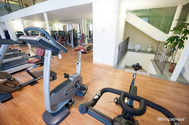 フィットネスセンター