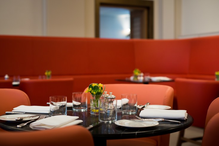 ホテル・カフェ・ロイヤル Hotel Cafe Royalのカフェ