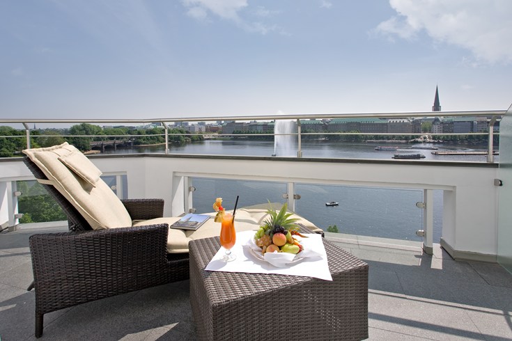 フェアモント・ホテル・フィア・ヤーレスツァイテン Fairmont Hotel Vier Jahreszeitenからの眺め