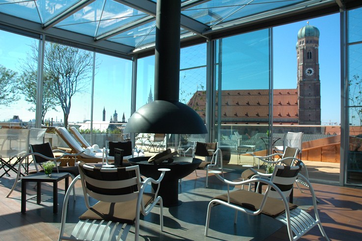 バイエフィッシャー・ホフ Bayerischer Hofのラウンジ