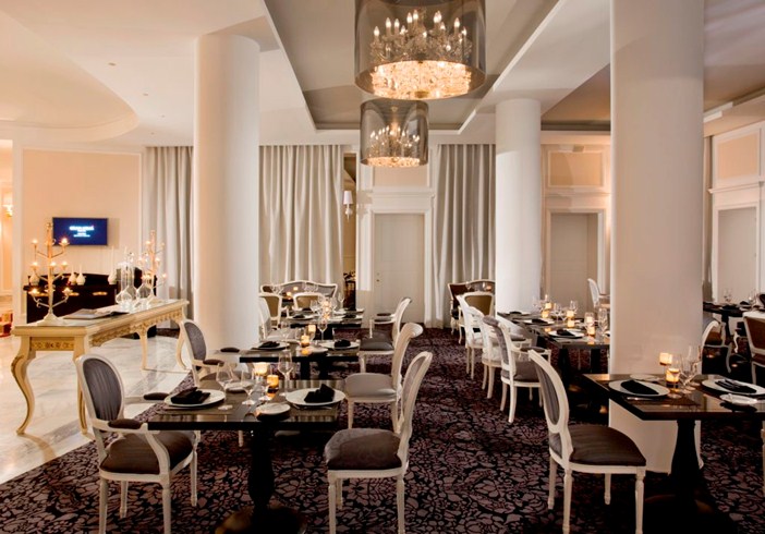 グラン・メリア・コロンのレストラン