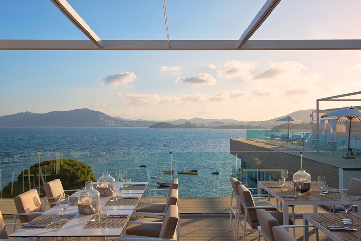 ME・イビサ ME Ibizaのレストラン