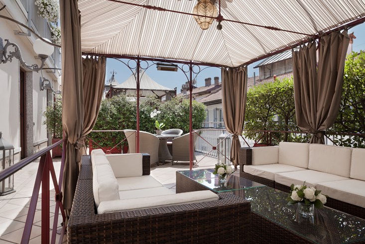 カールトン・ホテル・バリオーニ・ミラノ Carlton Hotel Baglioni Milanのテラス