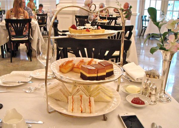 ラッフルズ・ホテル・シンガポール Raffles Hotel Singaporeのティーセット