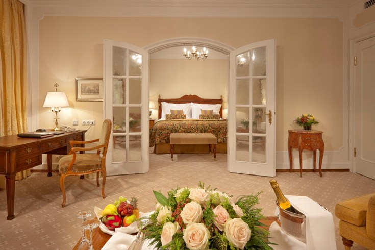 フェアモント・ホテル・フィア・ヤーレスツァイテン Fairmont Hotel Vier Jahreszeitenの客室