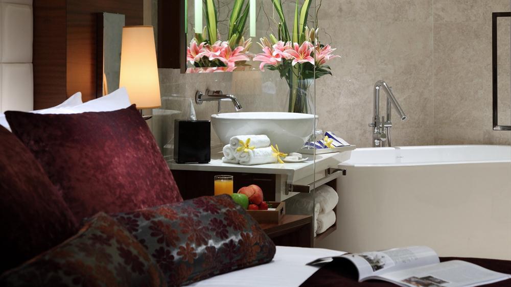 パーク・ホテル・クラーク・キーの客室（バスルーム）