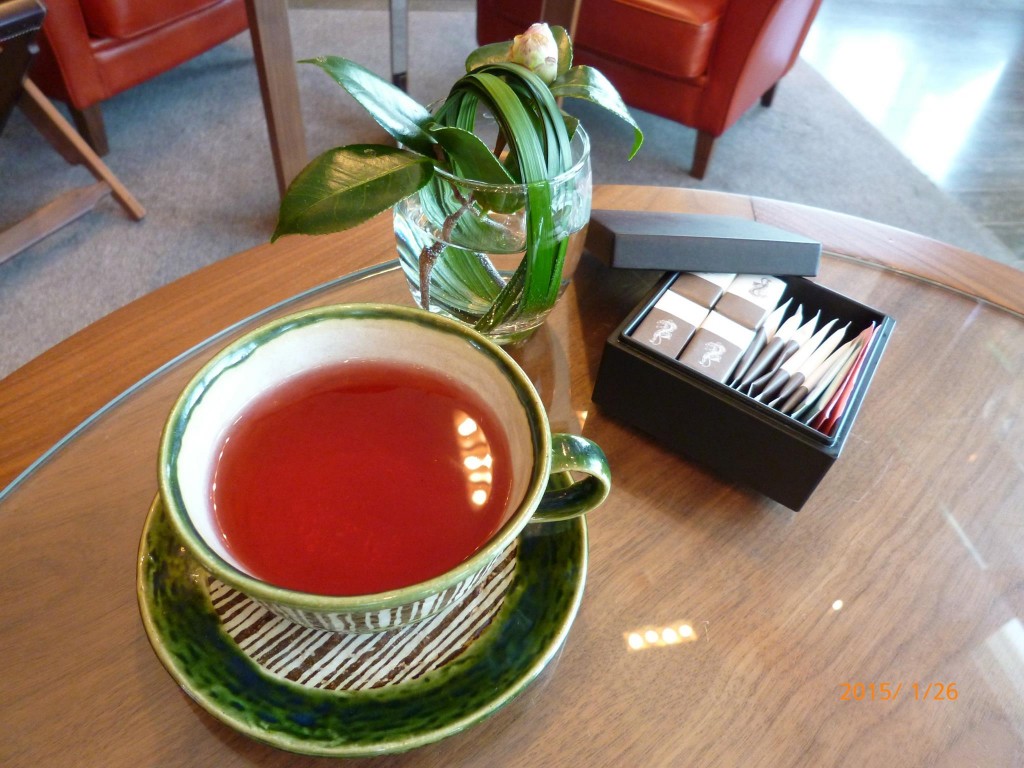 アンダーズ東京のアフタヌーンティーセットのドリンク