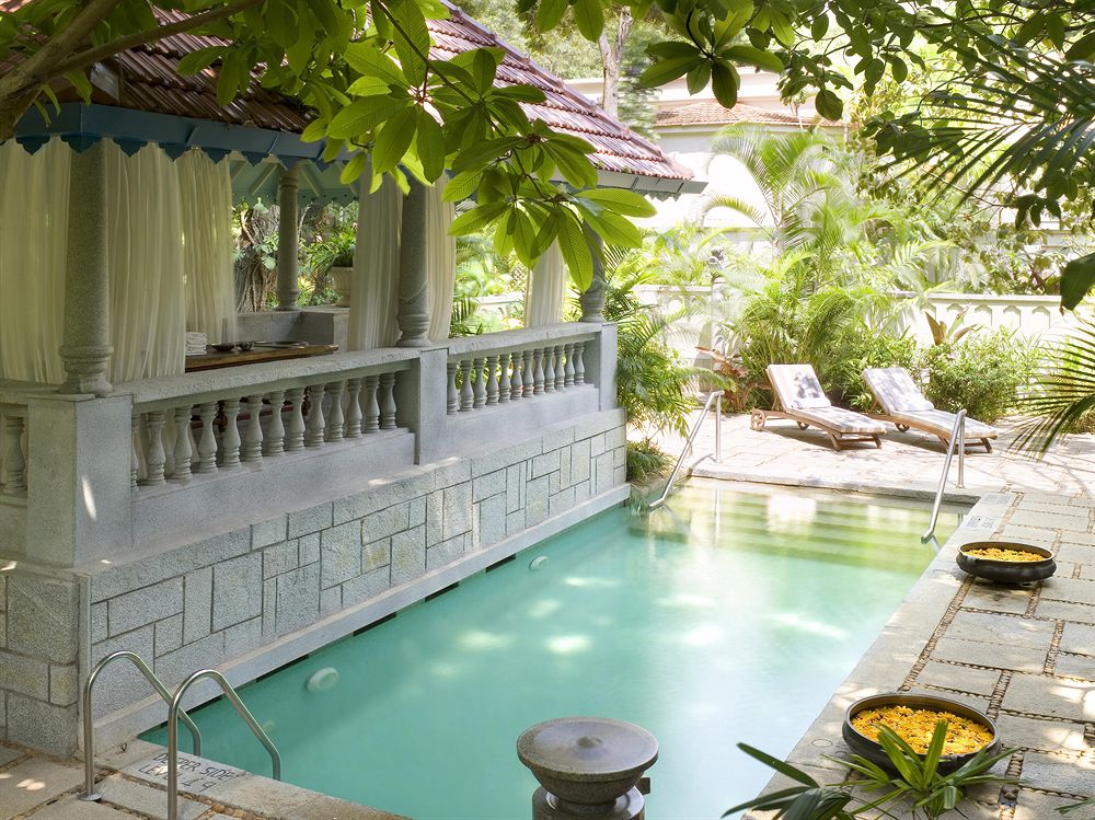 タージ・ウエスト・エンド Taj West Endのプール