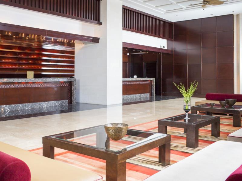 シェラトン・ラグーナ・グアム・リゾート Sheraton Laguna Guam Resortのロビー