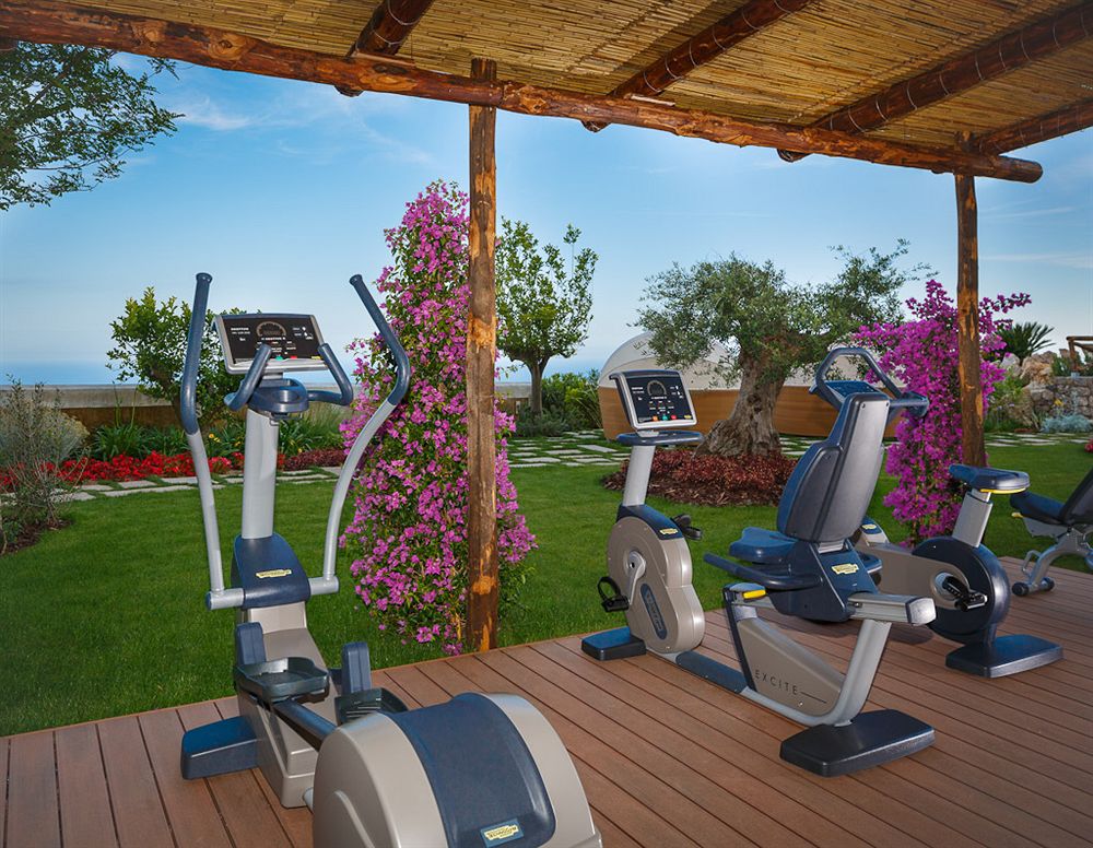 モナステロ・モンテロサ・ホテル&スパ Monastero Santa Rosa Hotel & Spaのフィットネス環境