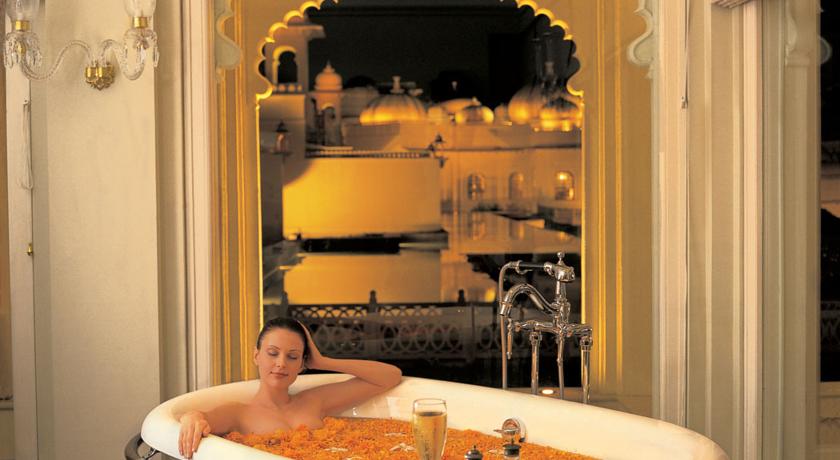 ジ・オベロイ・ウダイビラスのバスルーム