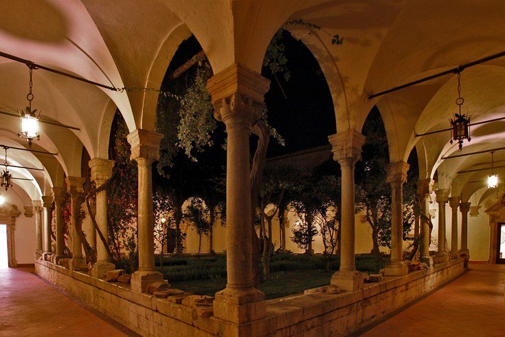 サン・ドメニコ・パレス・ホテル San Domenico Palace Hotelの回廊