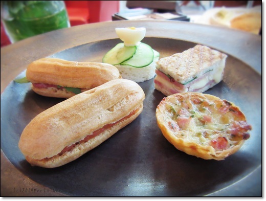 アンダーズ東京のアフタヌーンティーセットのセイボリー