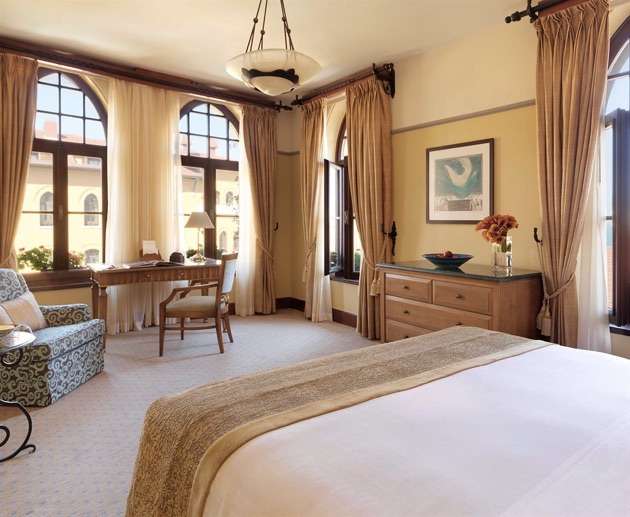フォーシーズンズ・ホテル・イスタンブール・アット・スルタンアフメットのダブルルーム