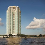 バンコクの熱気を象徴するかのようなホテル「ザ・ペニンシュラ・バンコク」