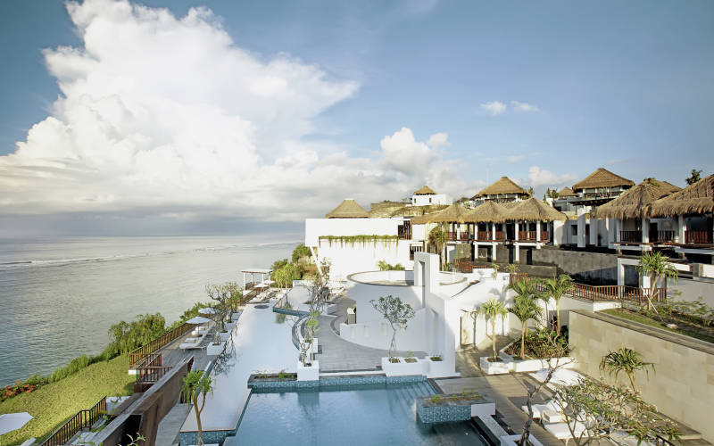 サマベ・バリ・スイート＆ヴィラ Samabe Bali Suites & Villasの外観