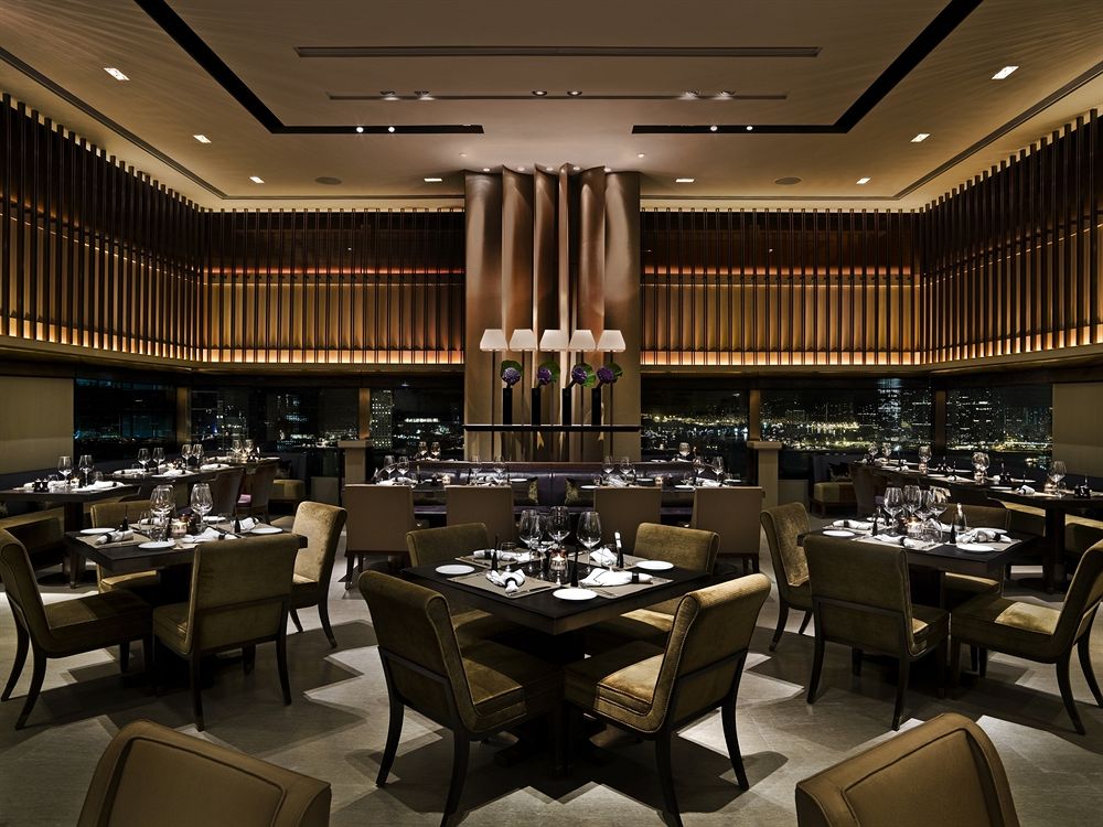 ザ・アッパー・ハウス The Upper Houseのレストラン