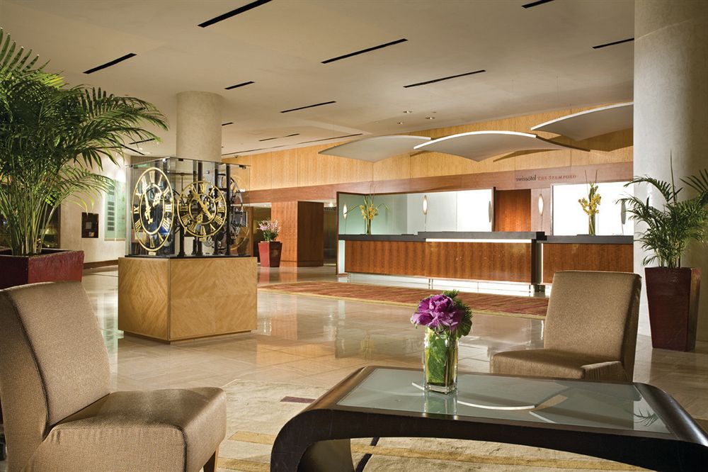 スイソテル スタンフォード シンガポール Swissotel The Stamfordのロビー
