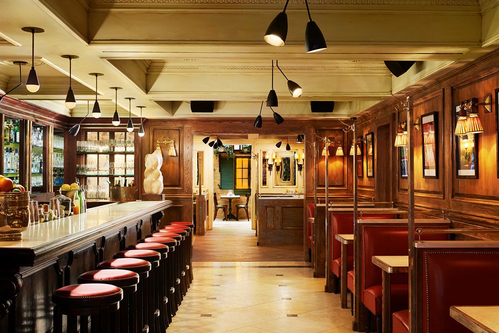 ザ・マールトン・ホテル The Marlton Hotelのバー