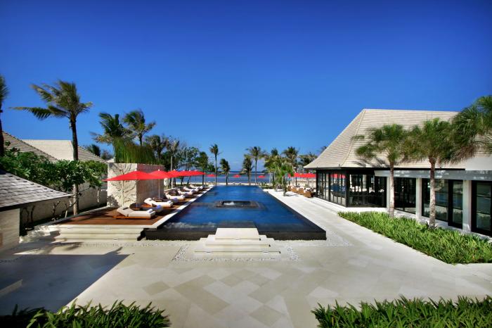 ザ・ロイヤル・サントリアン The Royal Santrianのプール