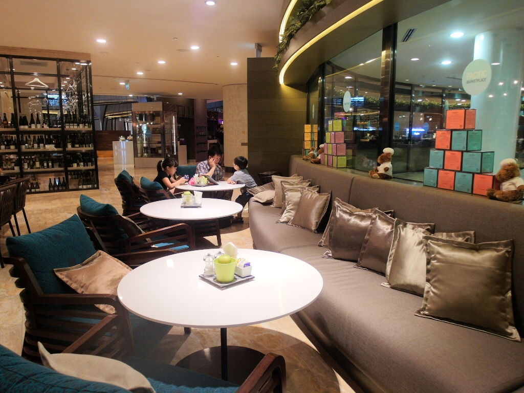 パン・パシフィック・シンガポール Pan Pacific Singaporeのパシフィック・マーケットプレイス