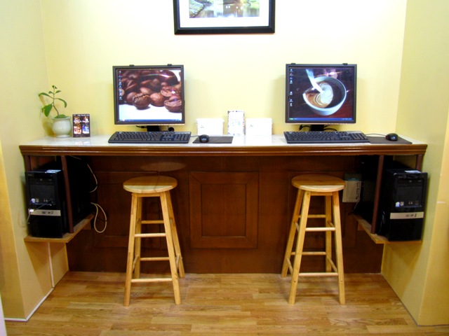 アクア・リゾート・クラブ・サイパン AQUA RESORT CLUB SAIPANのパソコン