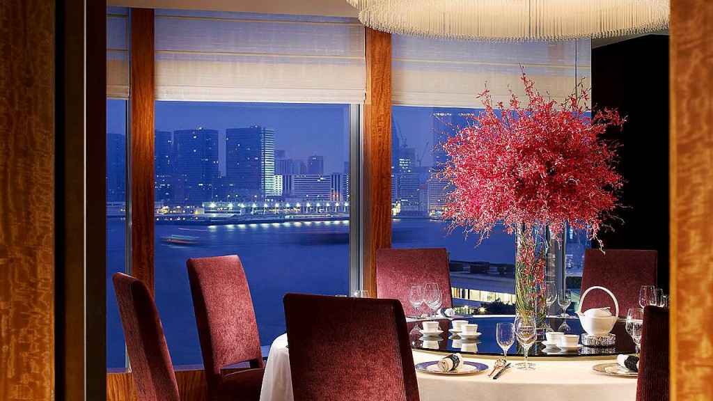 フォー・シーズンズ・ホテル・香港 Four Seasons Hotel Hong Kong 香港四季酒店のレストラン