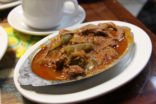 マイアミのキューバ料理レストランの料理