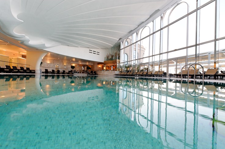 オテル・ド・パリ・モンテカルロ Hotel de Paris Monte-Carloのプール