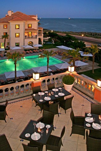 グランデ・レアル・ヴィラ・ホテル・アンド・スパ Grande Real Villa Italia Hotel & Spaの風景