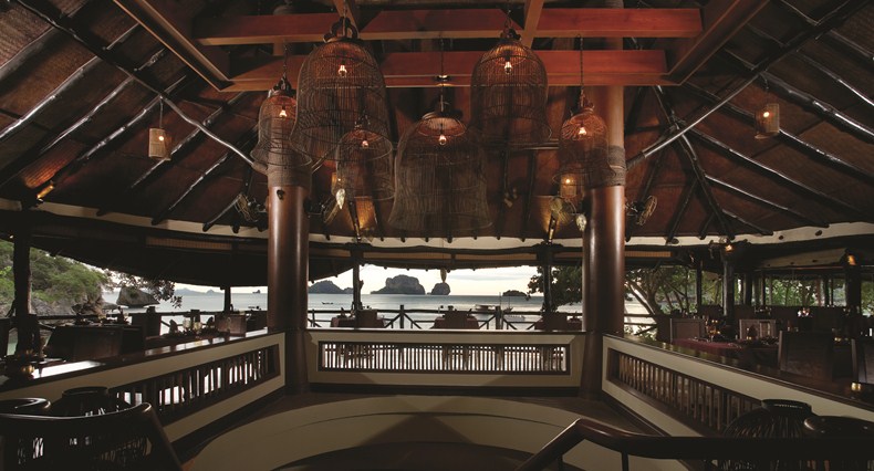 ラヤヴァディ Rayavadeeのレストラン