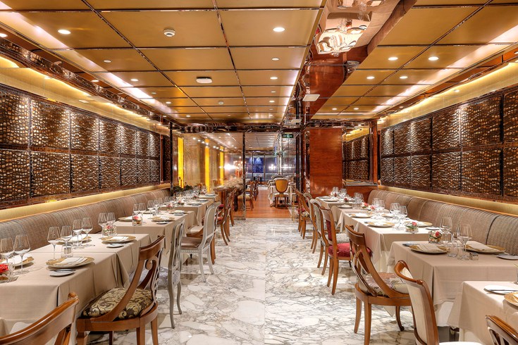 ザ・レヴェリー・サイゴン The Reverie Saigonのレストラン