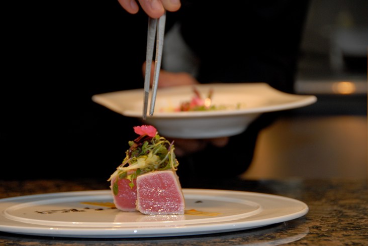 ザ・ロイヤル・ハイダウェイ・プラヤカール The Royal Hideaway Playacarのレストランの食事