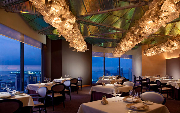 スイソテル スタンフォード シンガポール Swissotel The Stamfordのジャーン