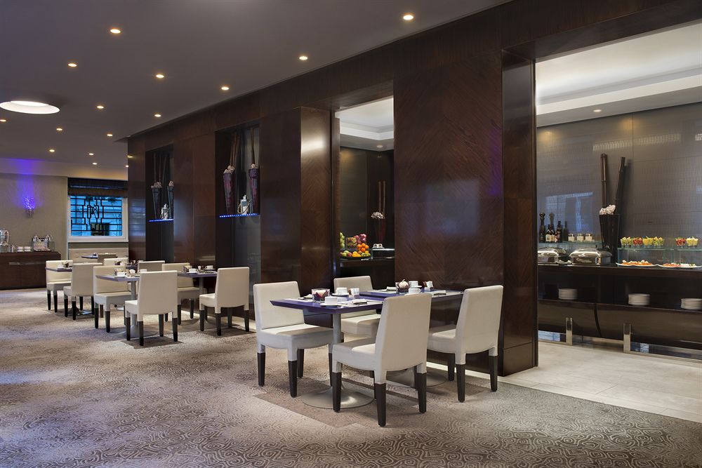 メリア・ジェノヴァ Melia Genovaのレストラン