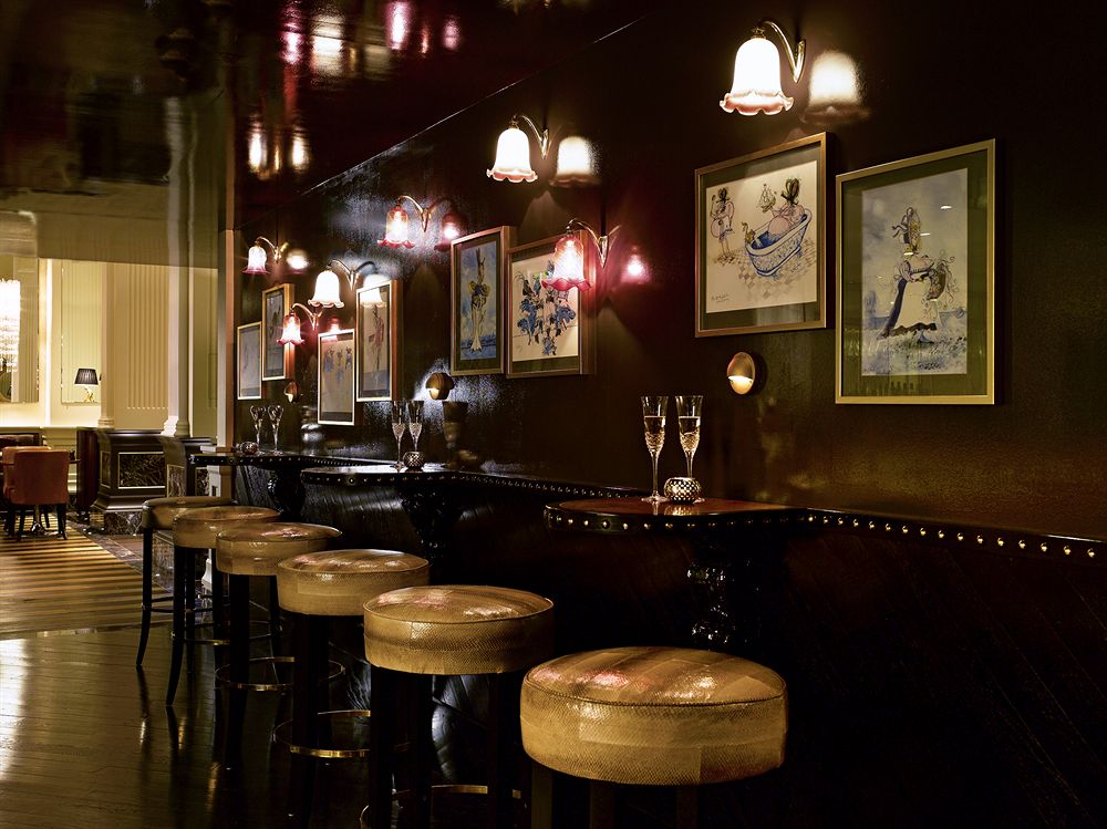 ソフィテル・ロンドン・セントジェームスのバーカウンター