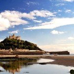 イギリスのモンサンミシェル！？小さな孤島に浮かぶ伝説の城「セント・マイケルズ・マウント」
