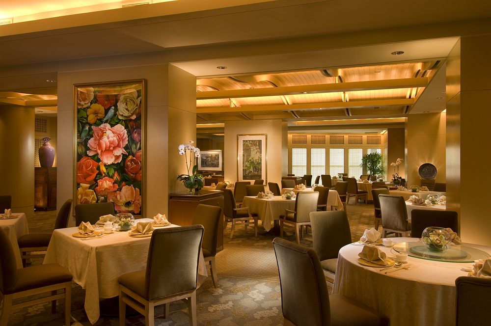 コンラッド・センテニアル・シンガポール Conrad Centennial Singaporeのゴールデン・ピオニー