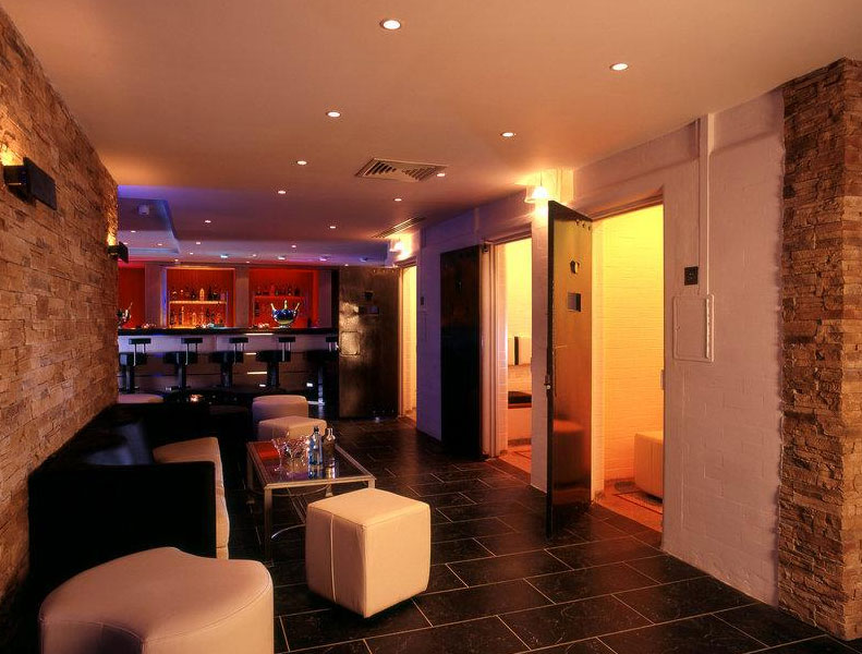 コートハウス・ホテルのバー