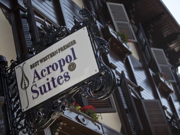 GLK・プレミア・アクロポル・スイーツ&スパの看板