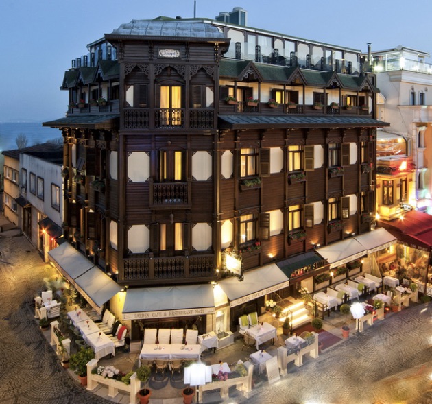 GLK・プレミア・アクロポル・スイーツ&スパ全景