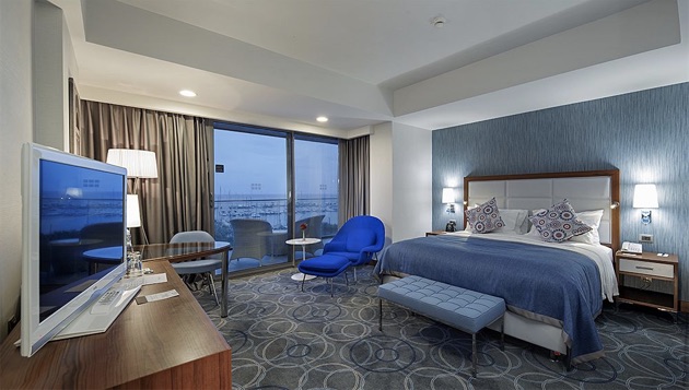 ダブルツリー・バイ・ヒルトン・クシャダスのキング・デラックスルーム