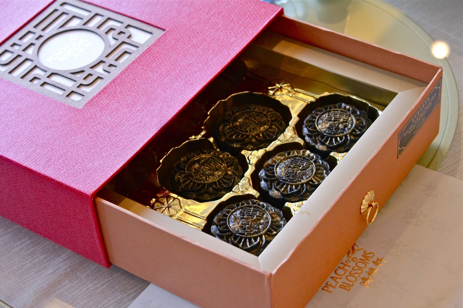 マリーナ・マンダリン・シンガポール Marina Mandarin Singaporeのレストラン：ピーチ・ブロッサムのムーンケーキ