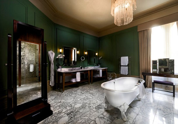 セント・パンクラス・ルネッサンス・ロンドン・ホテルの客室バスルーム