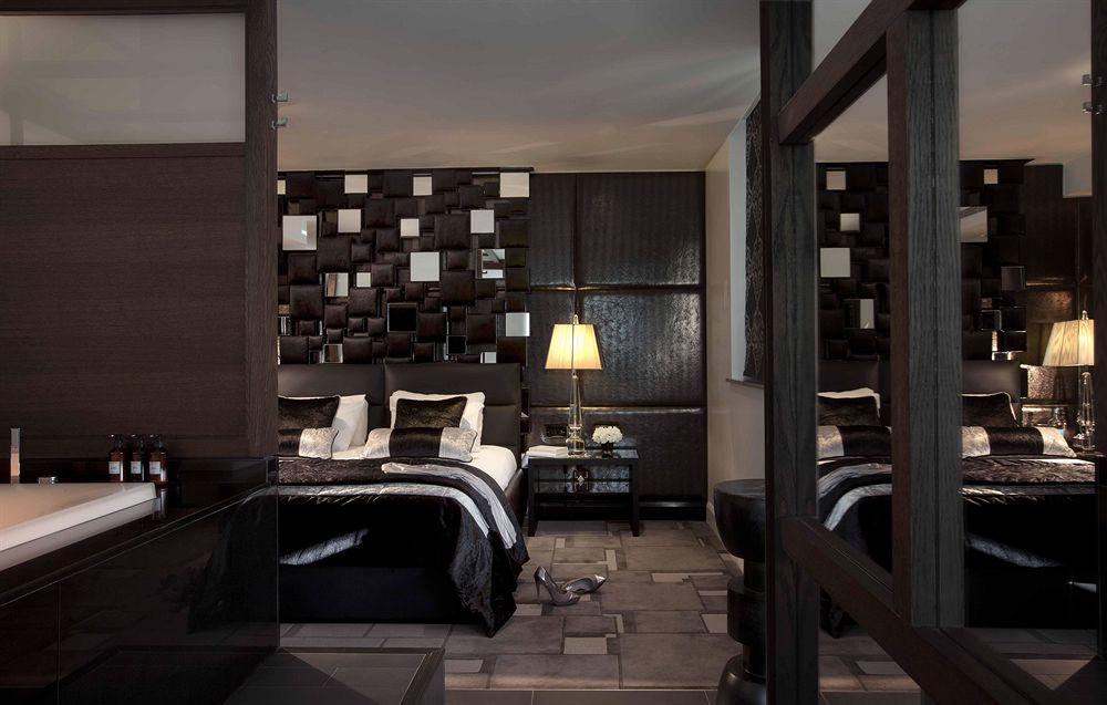 ザ・メイ・フェア・ア・ラディソン・コレクションのエボニースイート