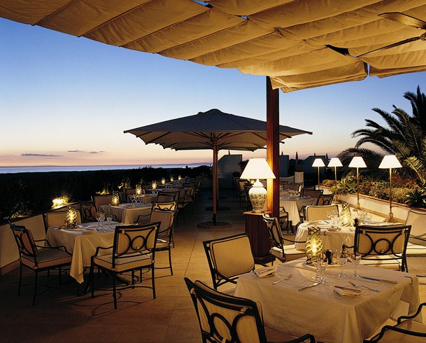 ホテル・キンタ・ド・ラゴ Hotel Quinta do Lagoのレストラン