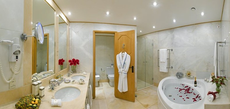 ホテル・キンタ・ド・ラゴ Hotel Quinta do Lagoの客室