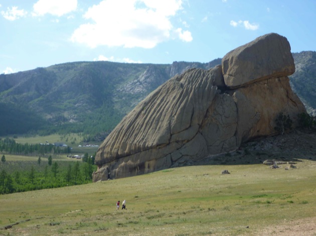 テレルジ国立公園の亀石