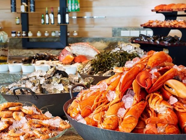 コンラッド・センテニアル・シンガポール Conrad Centennial Singaporeのオスカーズのビュッフェ