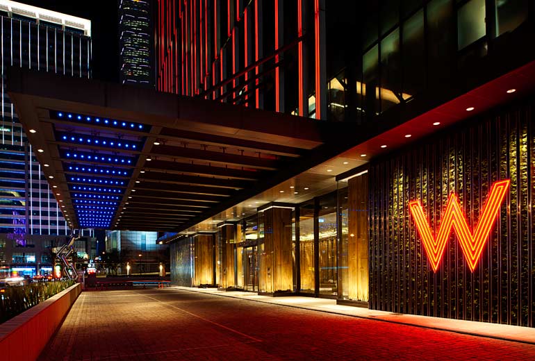 W台北 W Taipei 紫艷酒吧の入り口